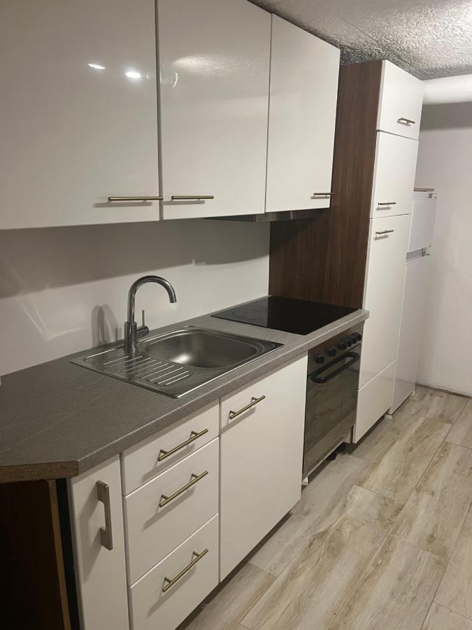 Doppelbett Zimmer Mit Gemeinschaftbad Borgholzhausen Kültér fotó