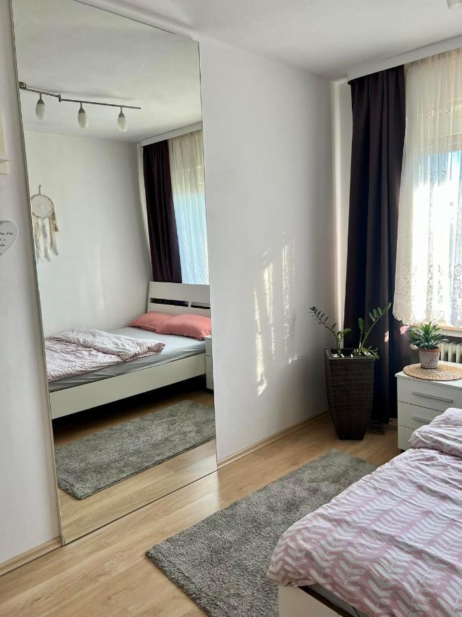 Doppelbett Zimmer Mit Gemeinschaftbad Borgholzhausen Kültér fotó
